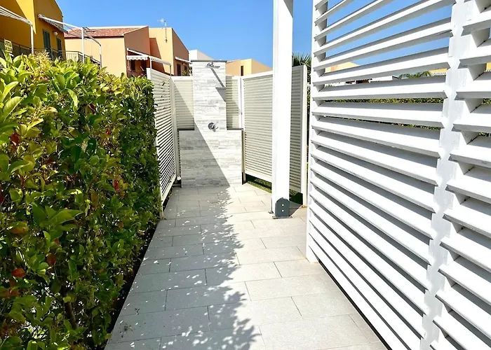 Casa Roccella 度假居 *